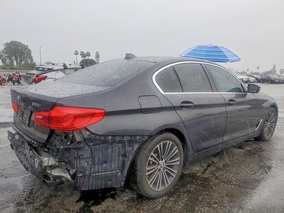 2019 BMW 530 i