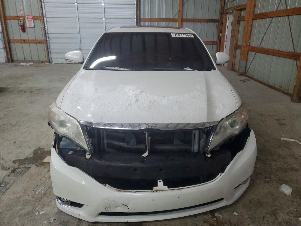2011 Toyota Avalon Base