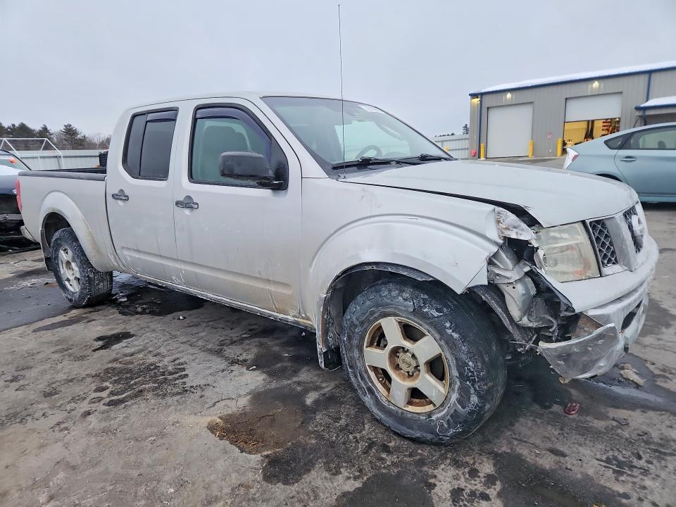 2008 Nissan Frontier Crew Cab LE