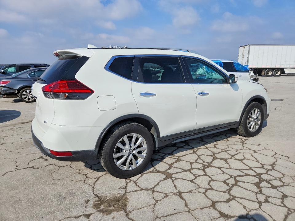 2017 Niss Rogue sv