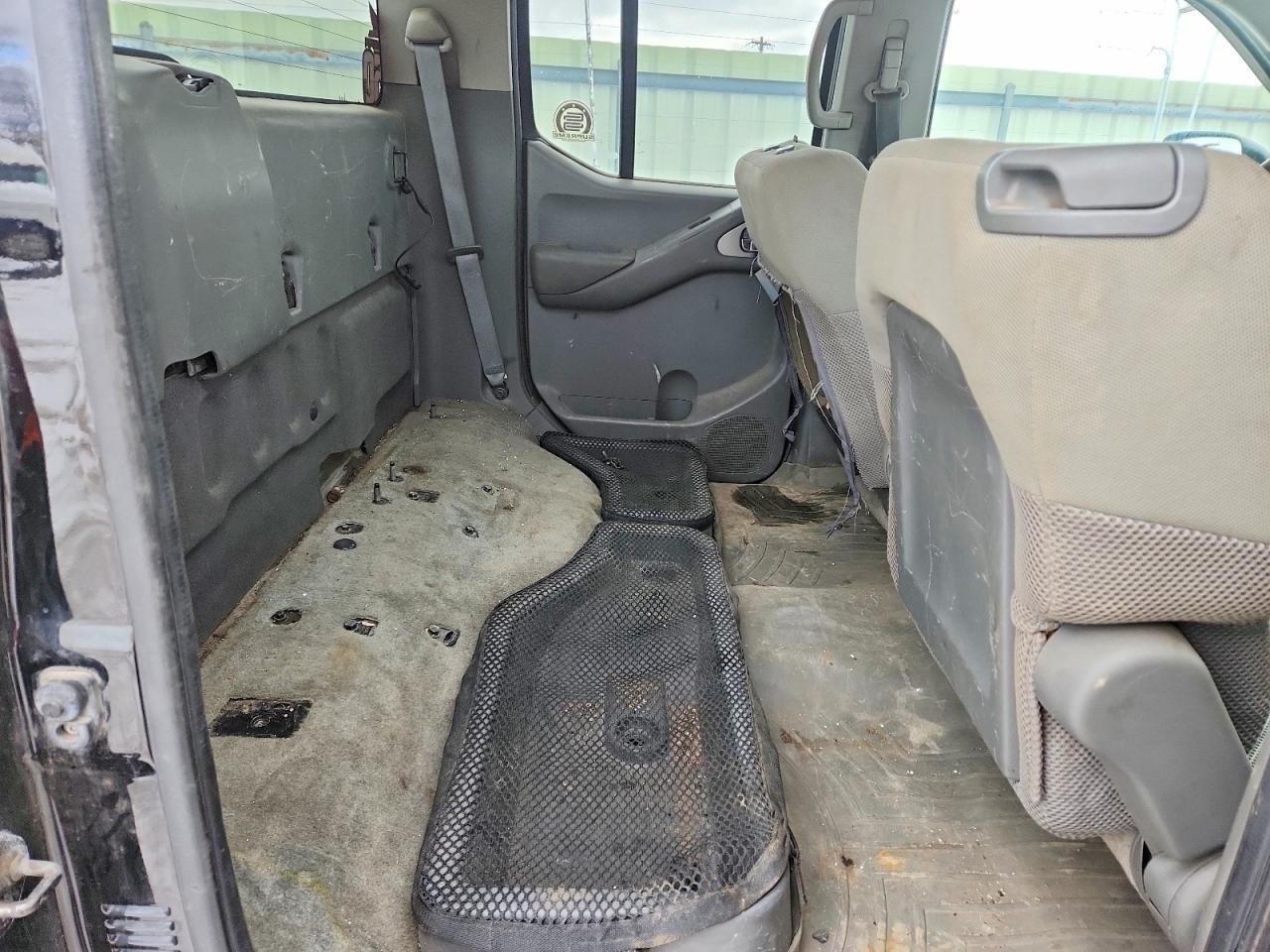 2013 Nissan Frontier S