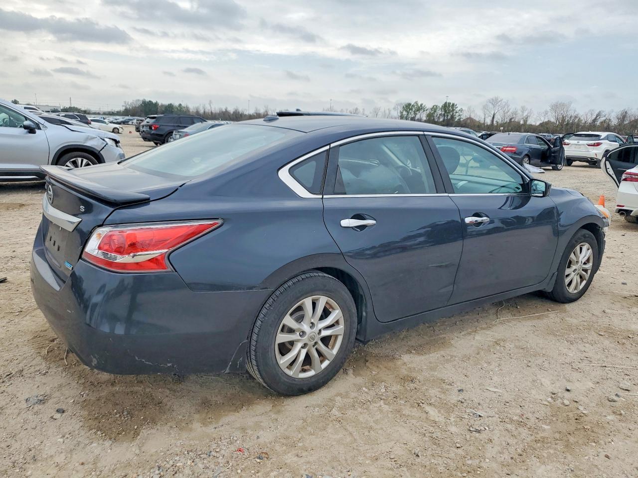 2014 Niss Altima