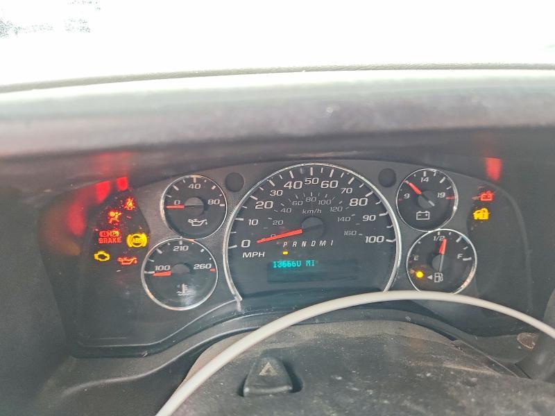 2012 Chevrolet Express box Truck