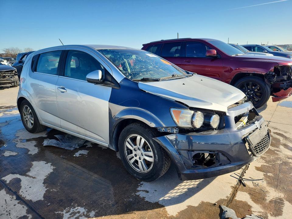 2016 Chevrolet Sonic lt