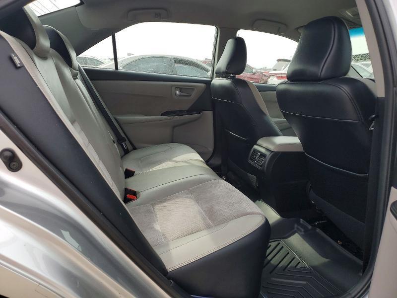 2016 Toyota Camry xse