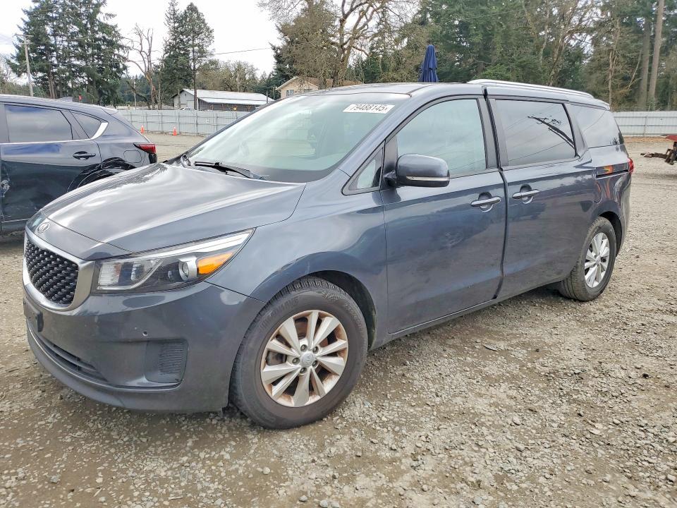 2017 KIA Sedona lx