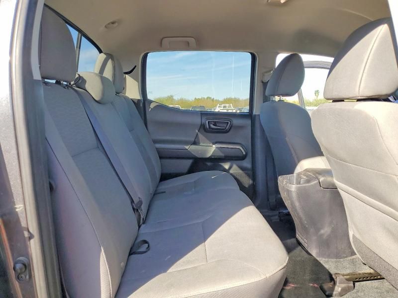 2018 Toyota Tacoma Double cab