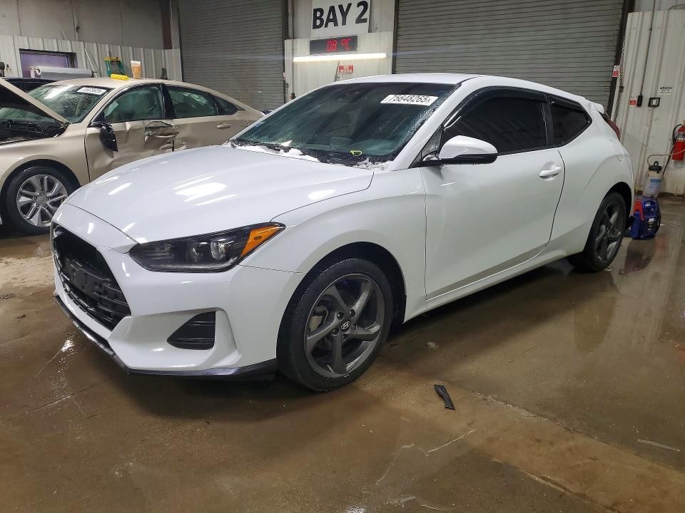 2019 Hyundai Veloster Base