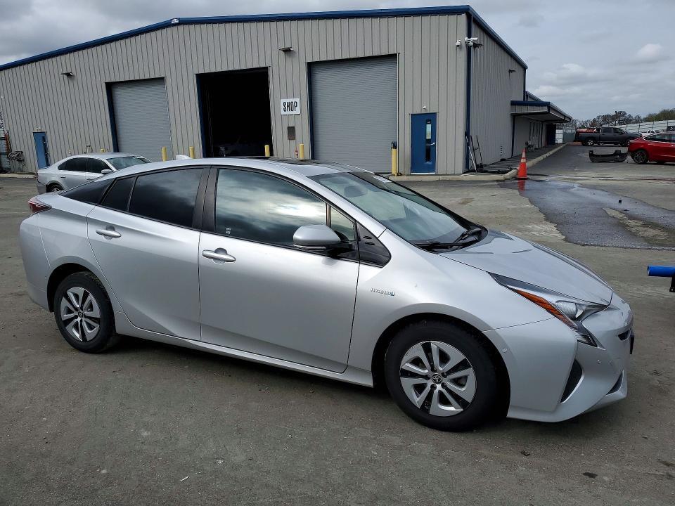 2016 Toyota Prius Four