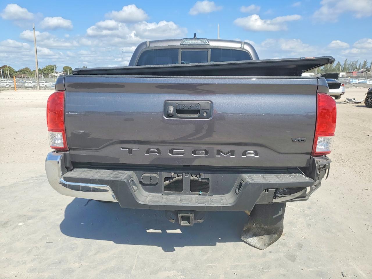 2016 Toyota Tacoma SR5 V6