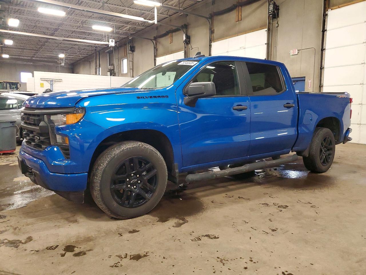 2022 Chevrolet Silverado K1500 Custom