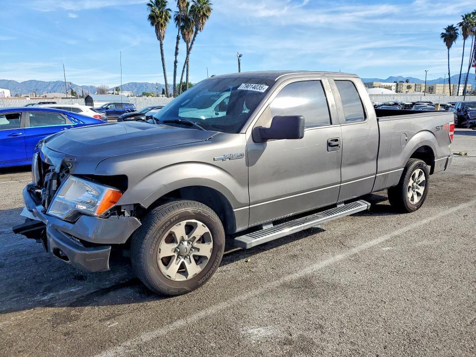 2013 Ford F150 Super cab