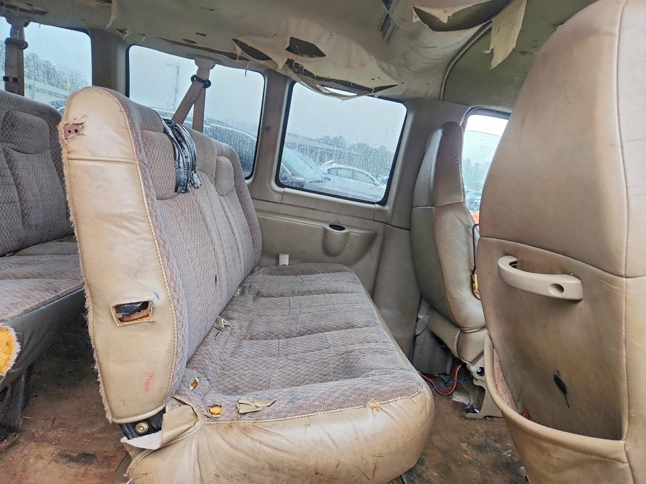 2003 Chevrolet Express G3500