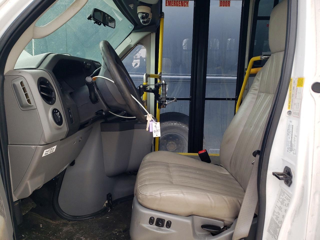 2019 Ford Econoline-Shuttle Bus