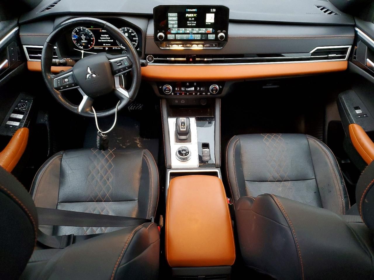 2022 Mitsubishi Outlander sel