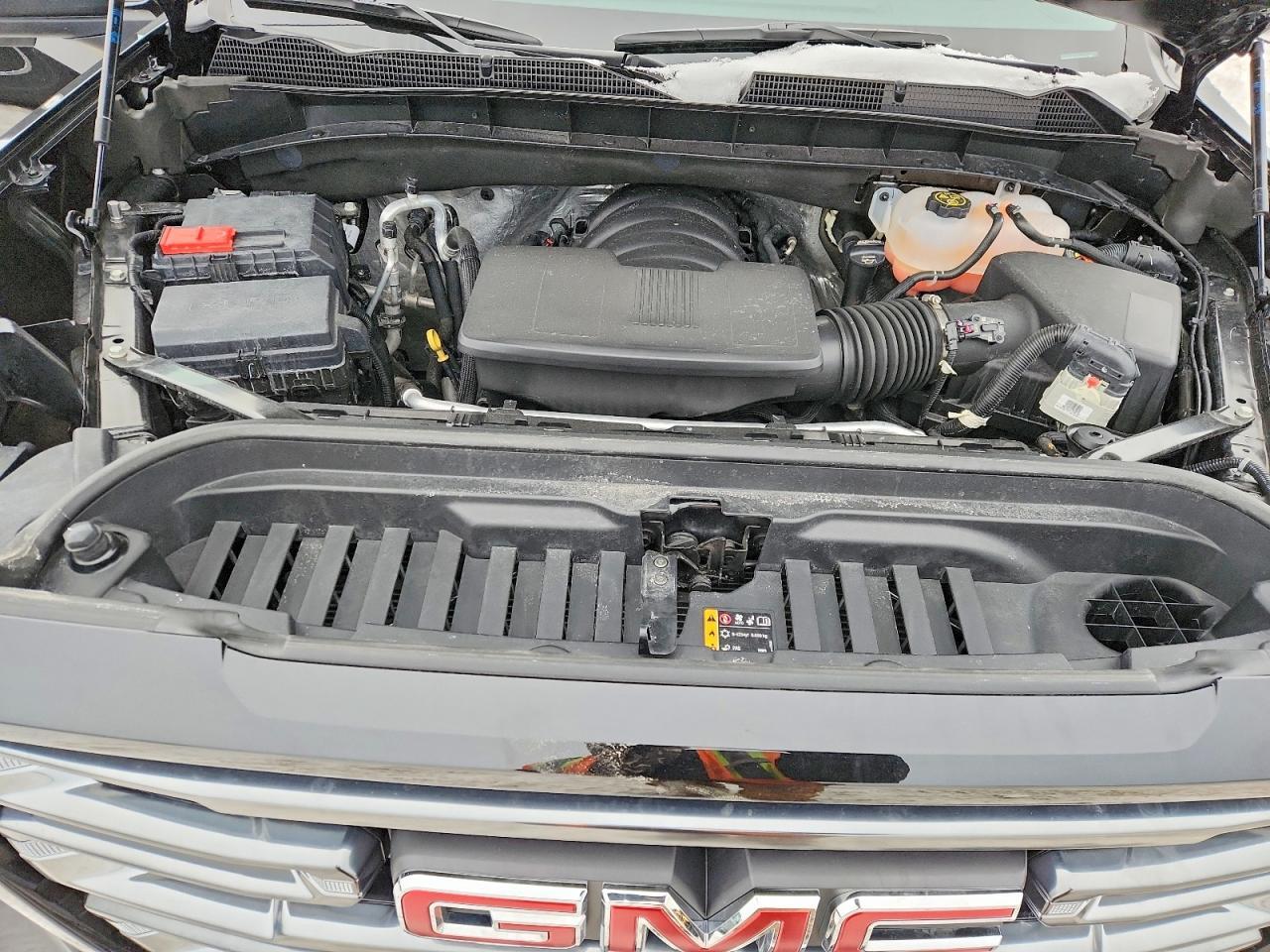 2022 GMC Sierra Limited K1500 AT4