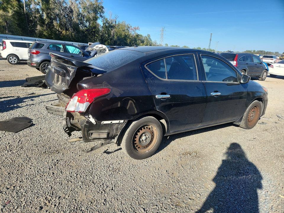 2016 Nissan Versa 1.6 sv