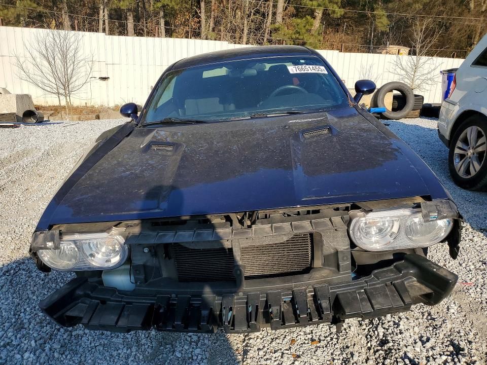 2014 Dodge Challenger sxt