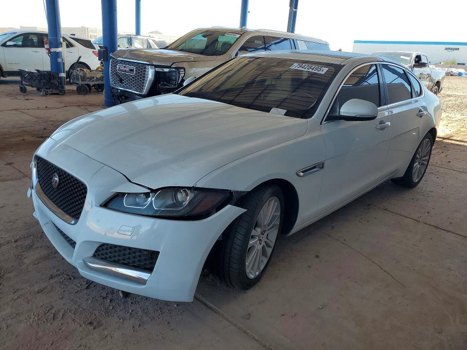 2017 Jaguar Xf Prestige