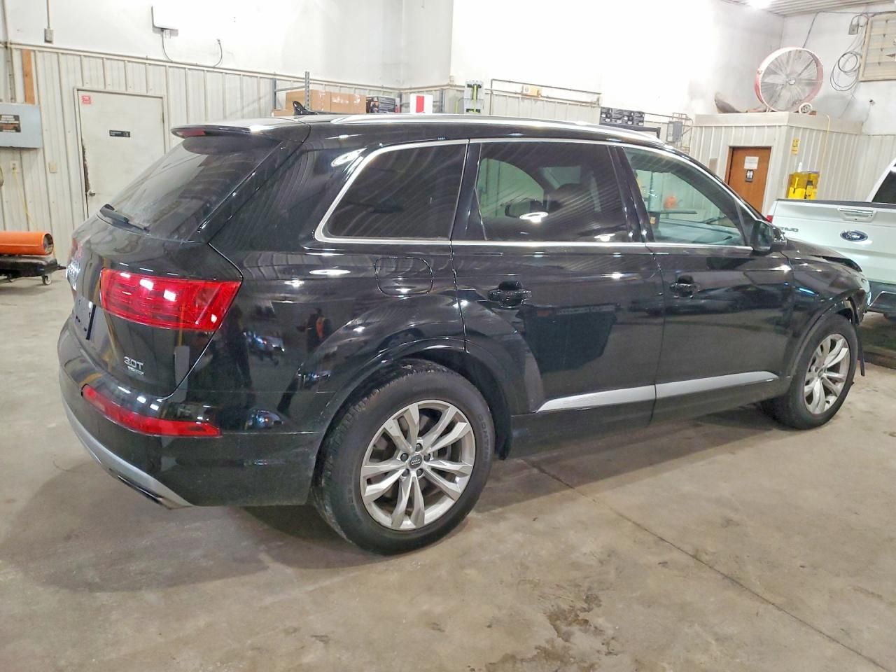 2017 Audi Q7 Premium Plus
