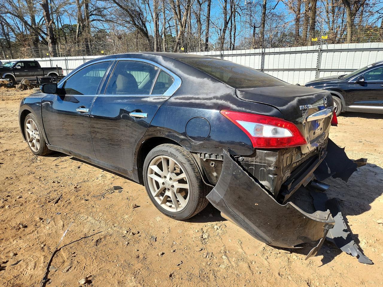2009 Niss Maxima