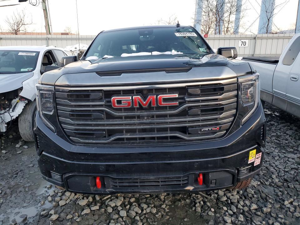 2023 GMC Sierra K1500 AT4