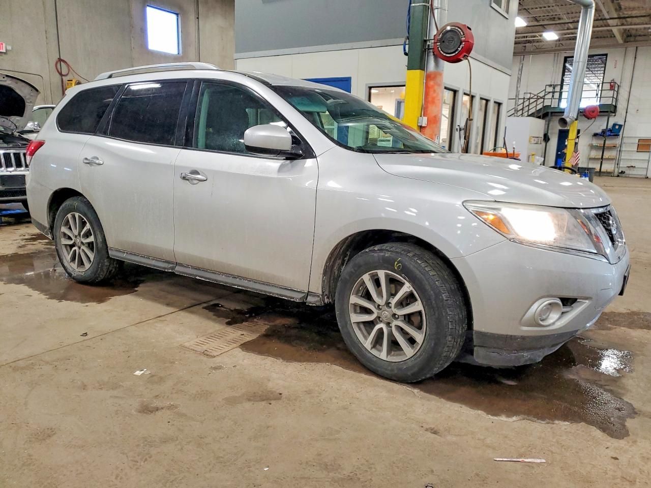 2014 Nissan Pathfinder s