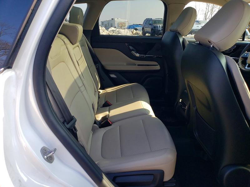 2025 Lincoln Corsair Premiere