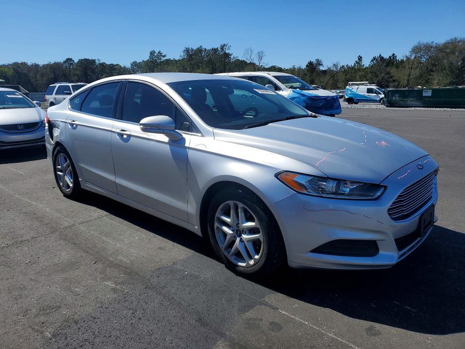 2015 Ford Fusion se