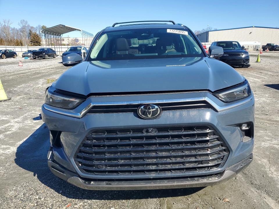 2025 Toyota Grand Highlander Platinum