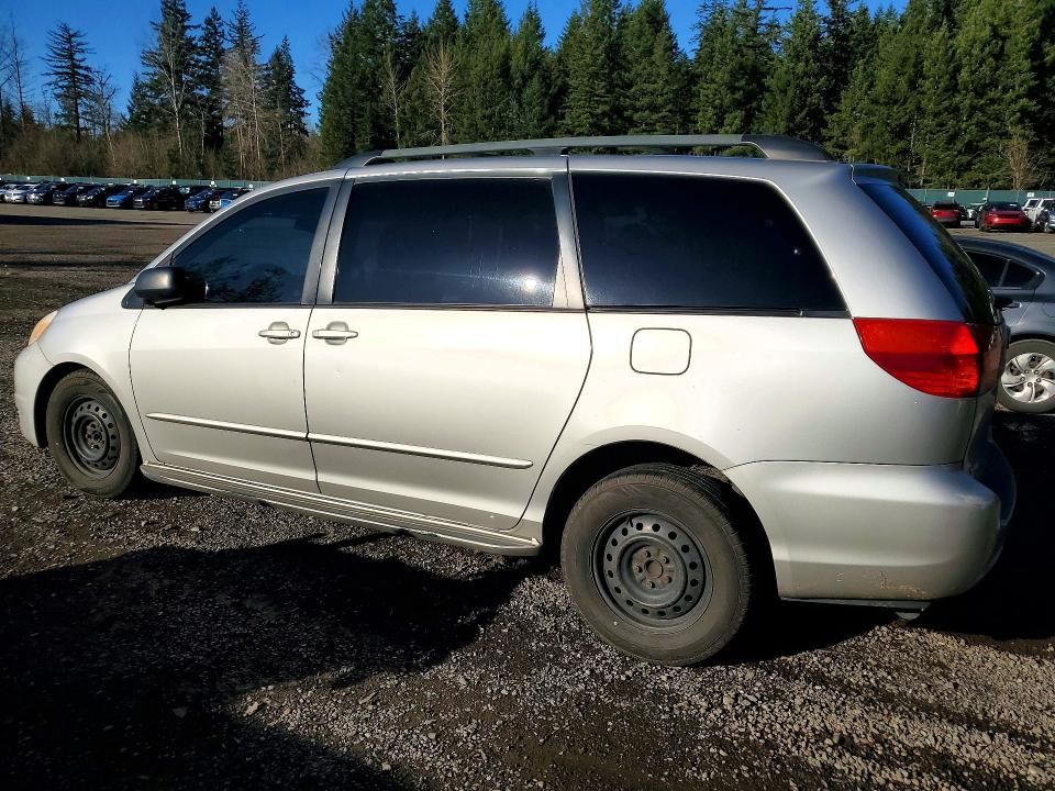 2004 Toyota Sienna ce