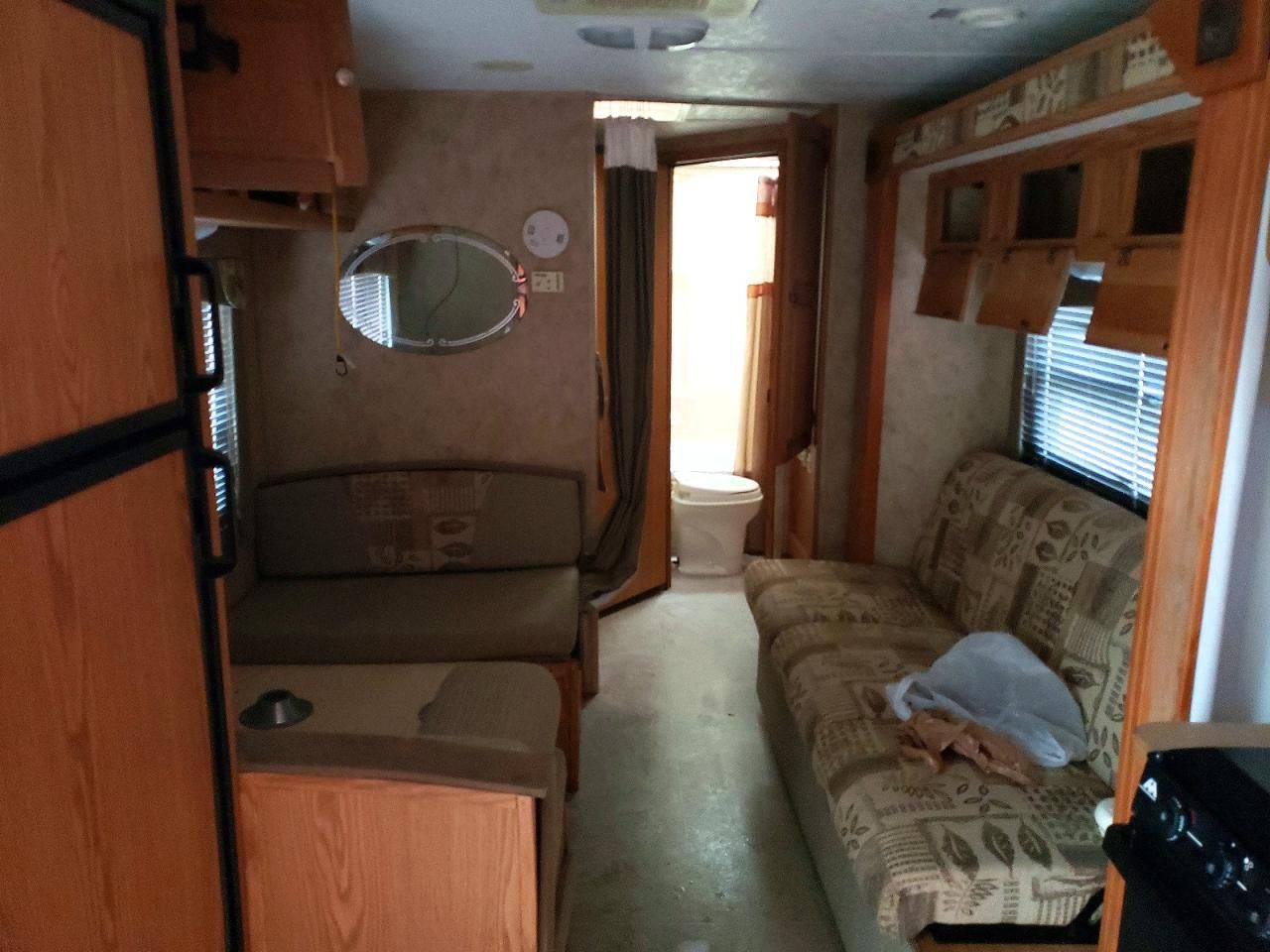 2008 Pilgrim In Ternational Cirrus FD-306 Camper