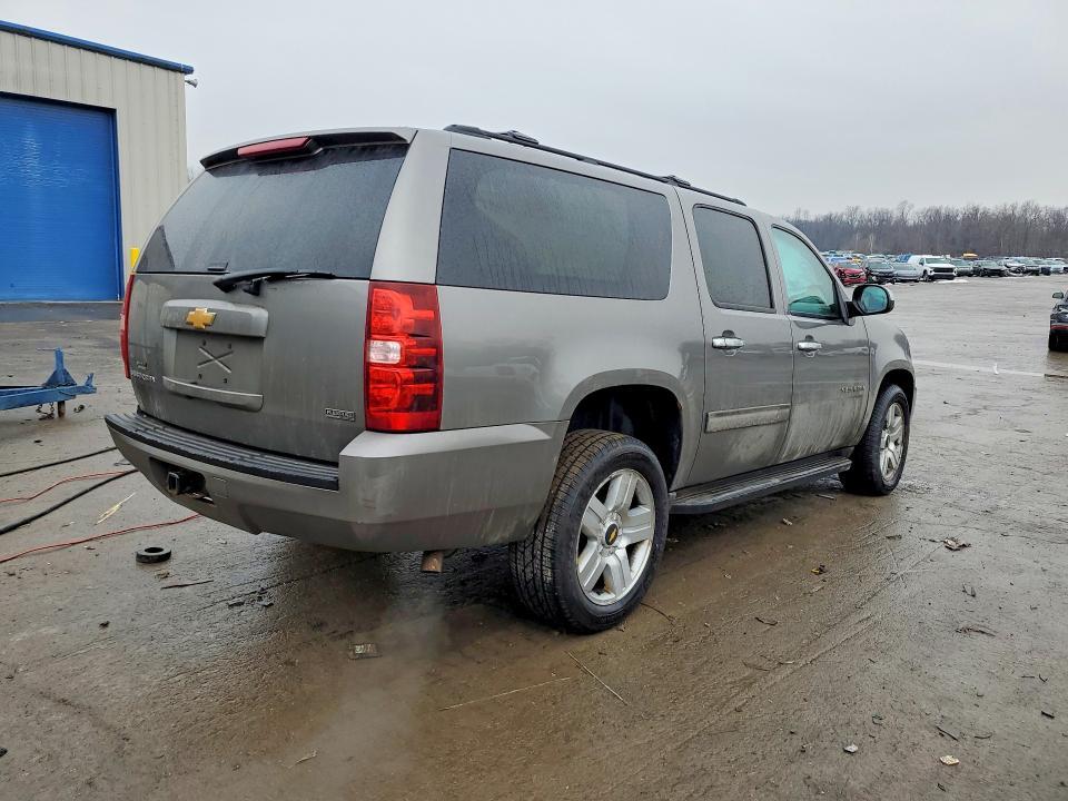 2012 Chevrolet Suburban K1500 ls
