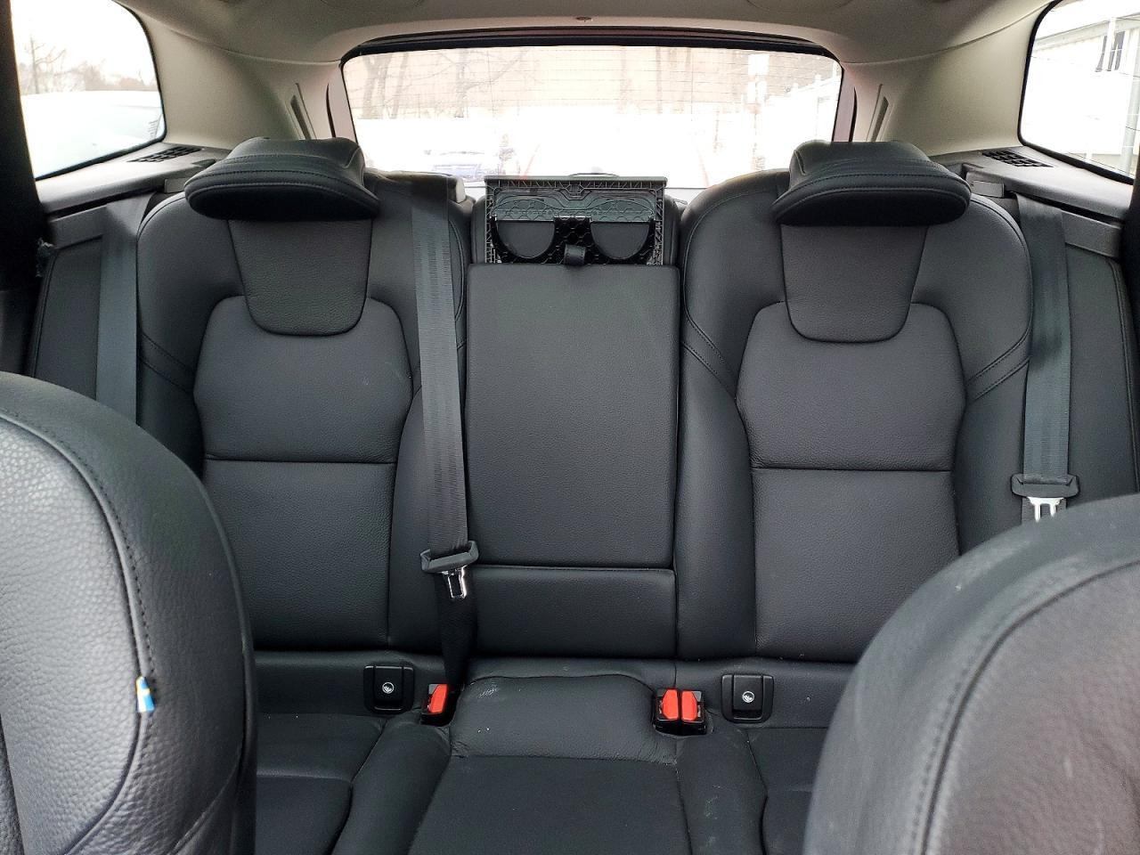 2023 Volvo Xc60 Plus