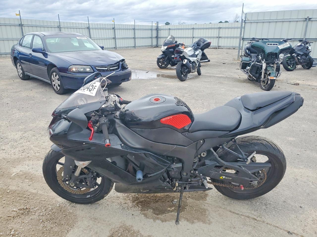 2007 Kawasaki ZX600 P