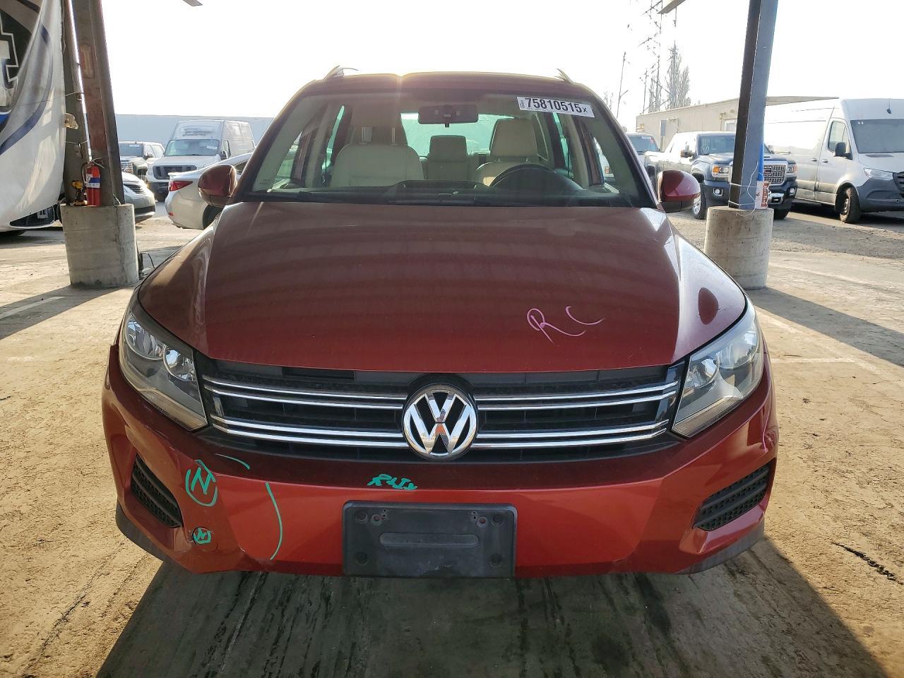 2015 Volkswagen Tiguan s