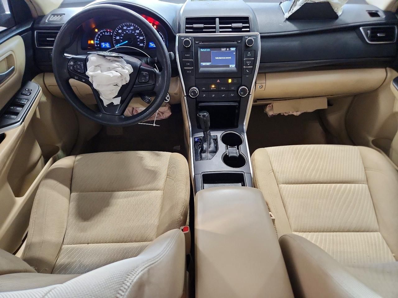 2015 Toyota Camry le