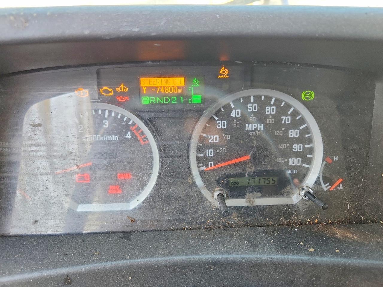 2011 Isuzu NPR HD BOX Truck