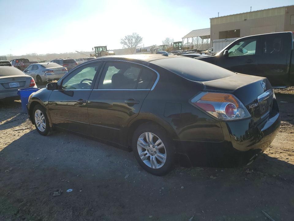 2010 Nissan Altima Base
