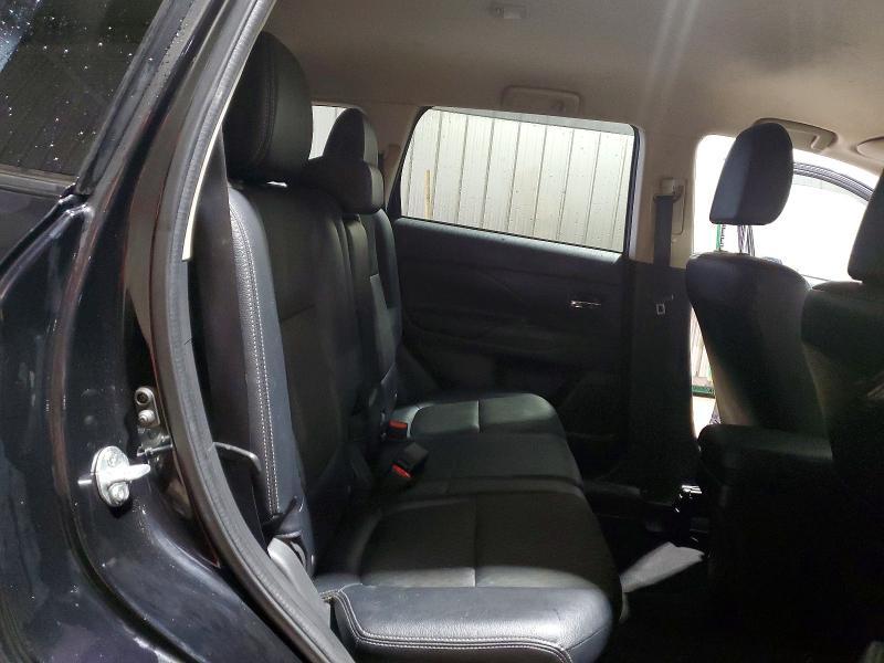 2015 Mitsubishi Outlander se