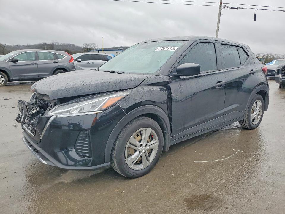 2023 Nissan Kicks s