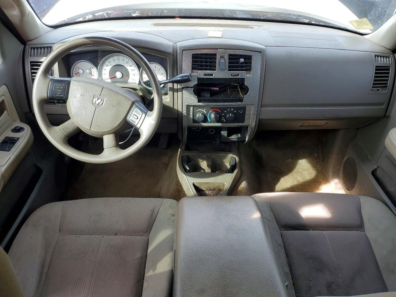 2006 Dodge Dakota slt
