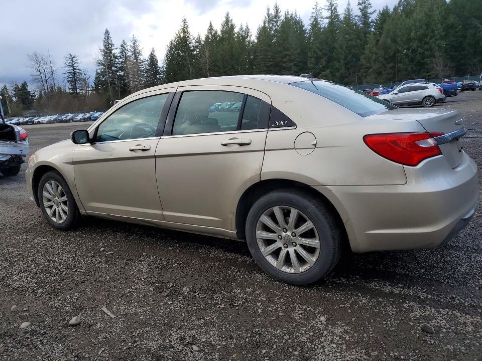 2013 Chrysler 200 Touring