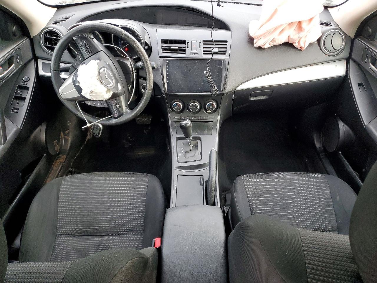 2013 Mazda 3 I