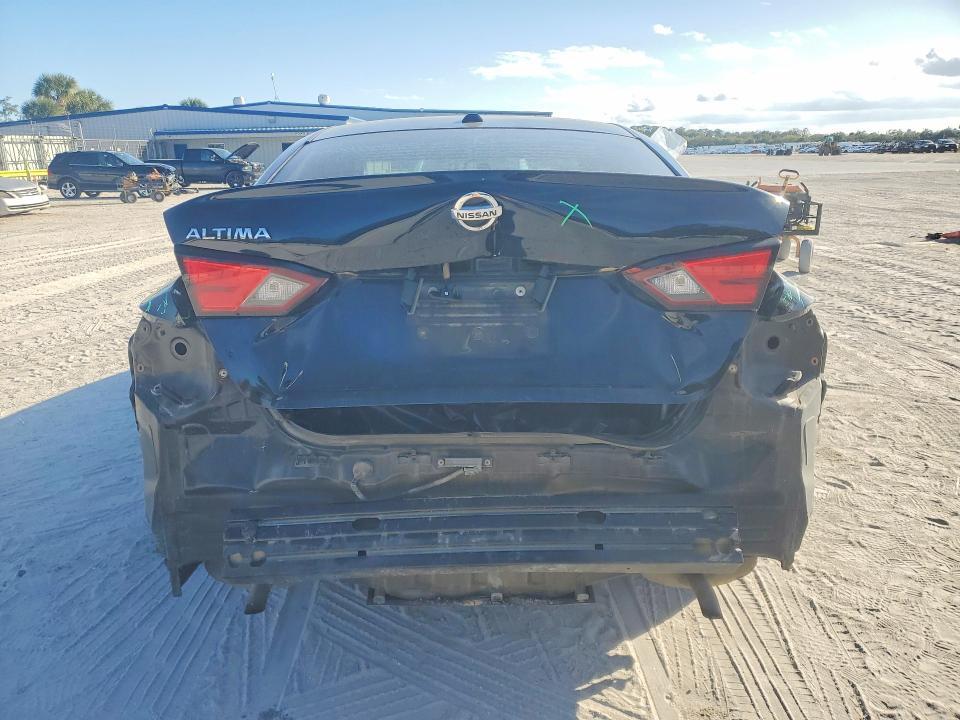 2020 Nissan Altima s