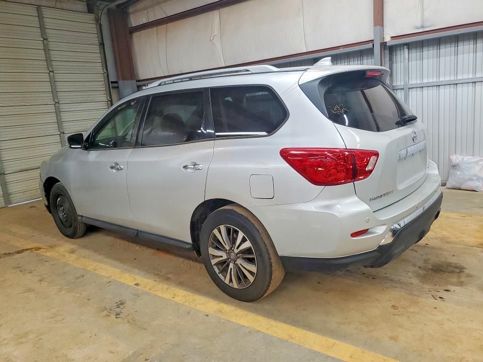 2020 Nissan Pathfinder sv