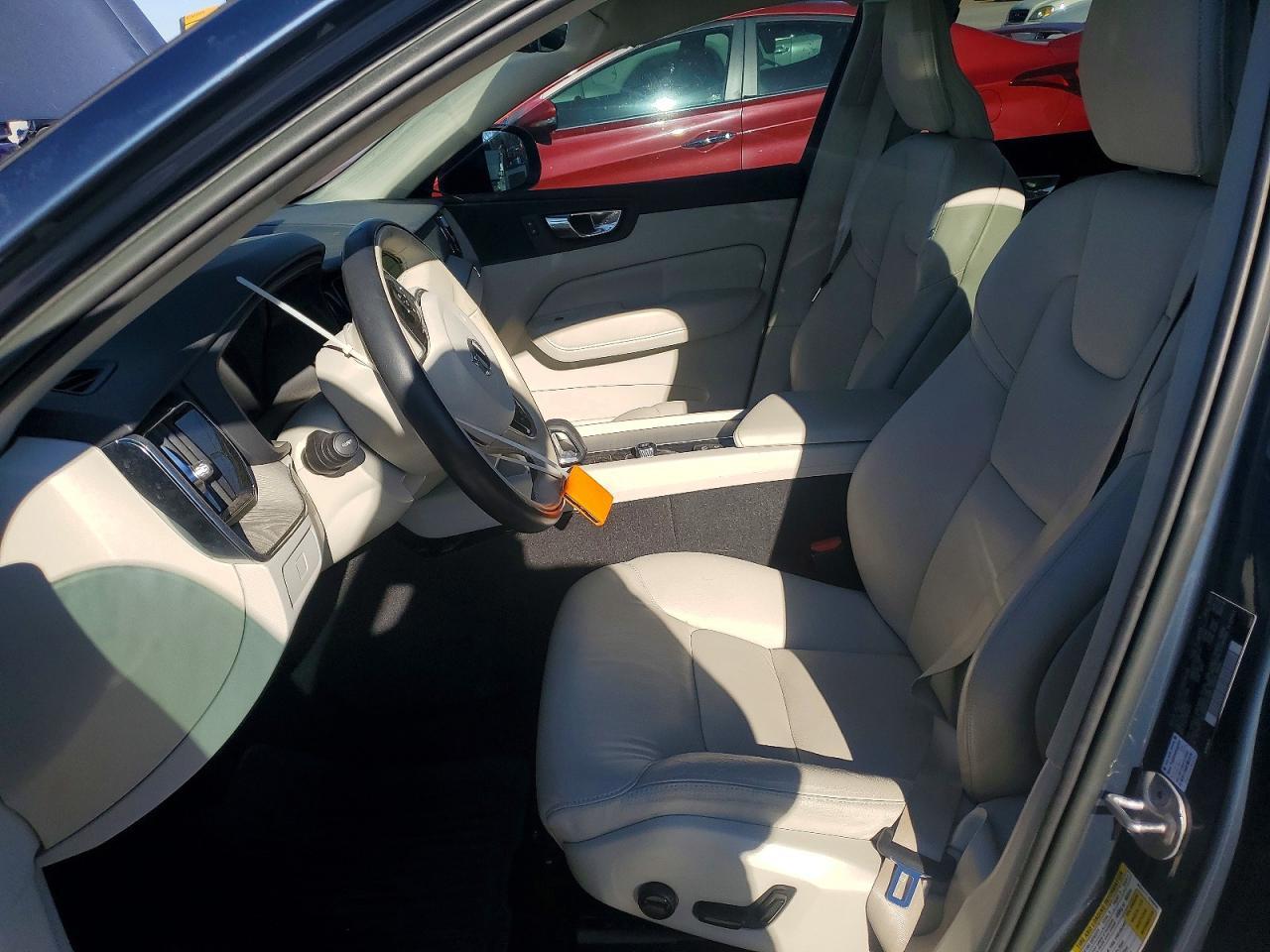2023 Volvo Xc60 Plus