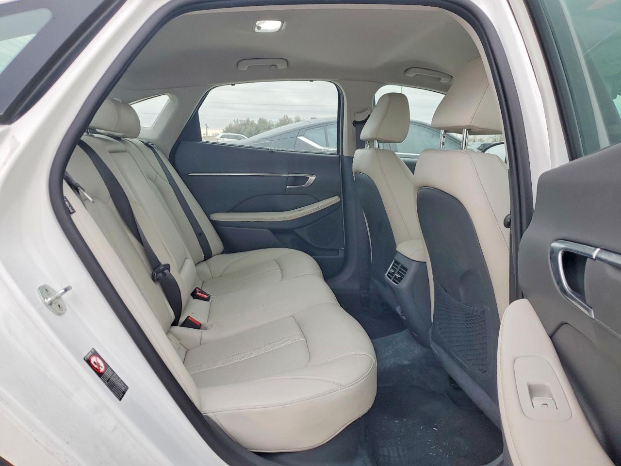 2022 Hyundai Sonata Hybrid