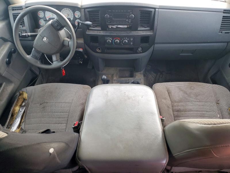 2006 Dodge RAM 2500 ST