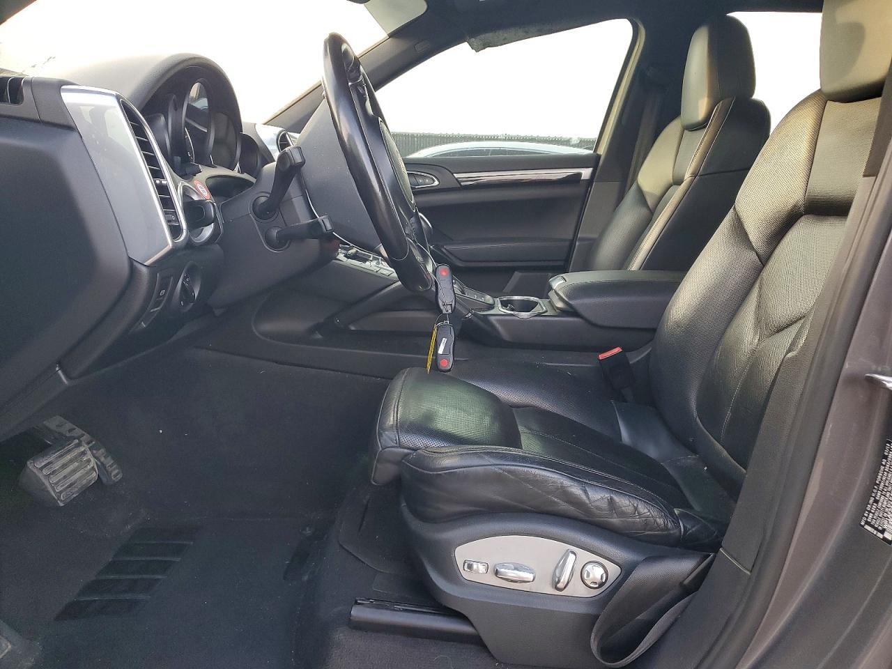 2013 Porsche Cayenne